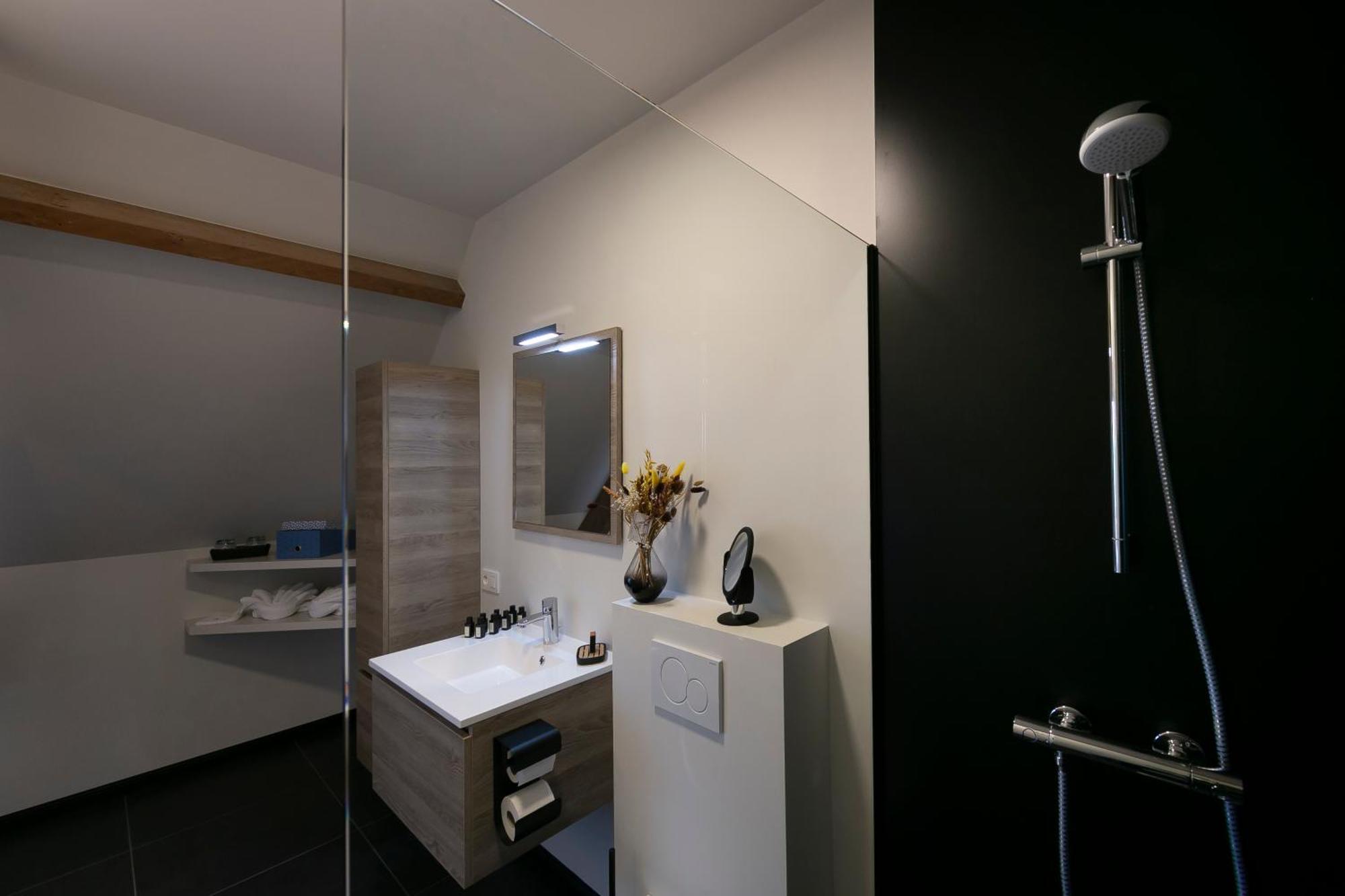 't Convent 2.0 Hotel Lo-Reninge Buitenkant foto
